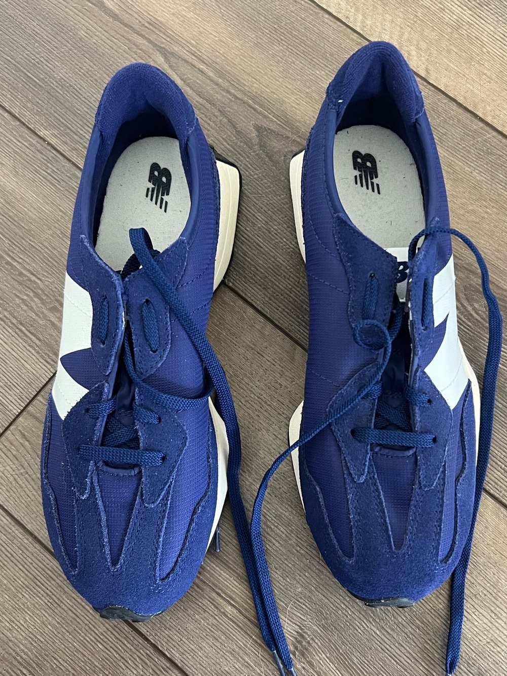 New Balance 327 Sneakers in the Victory Blue White Men 6.5